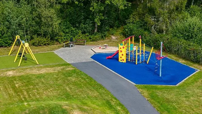 Lekplats Skogsbackevägen